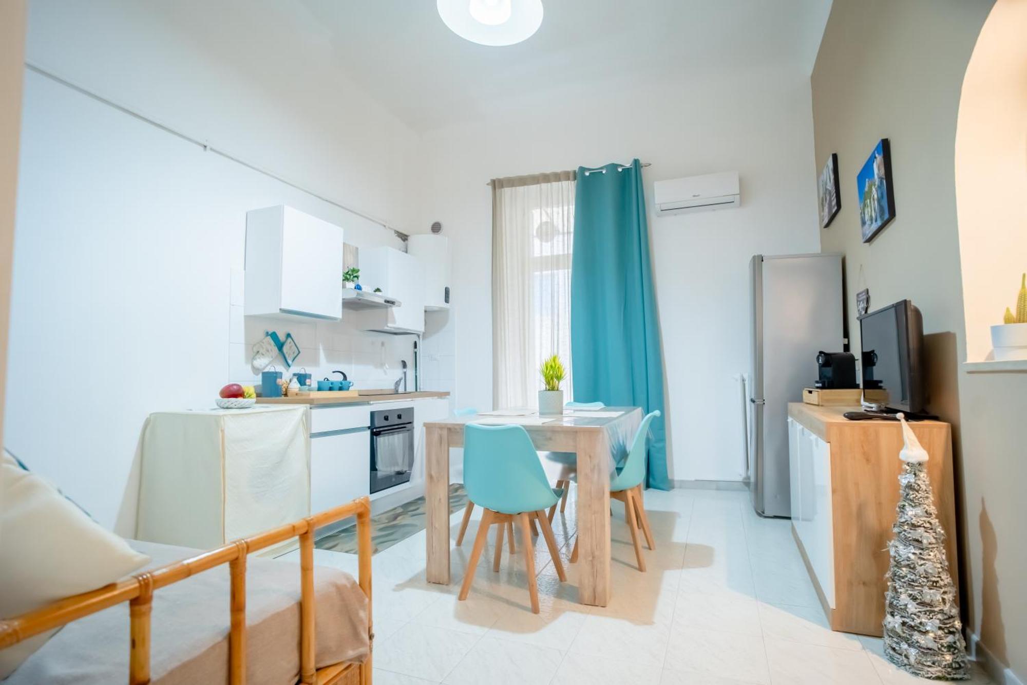 Appartement Dimora Dante 310 à Bari Extérieur photo