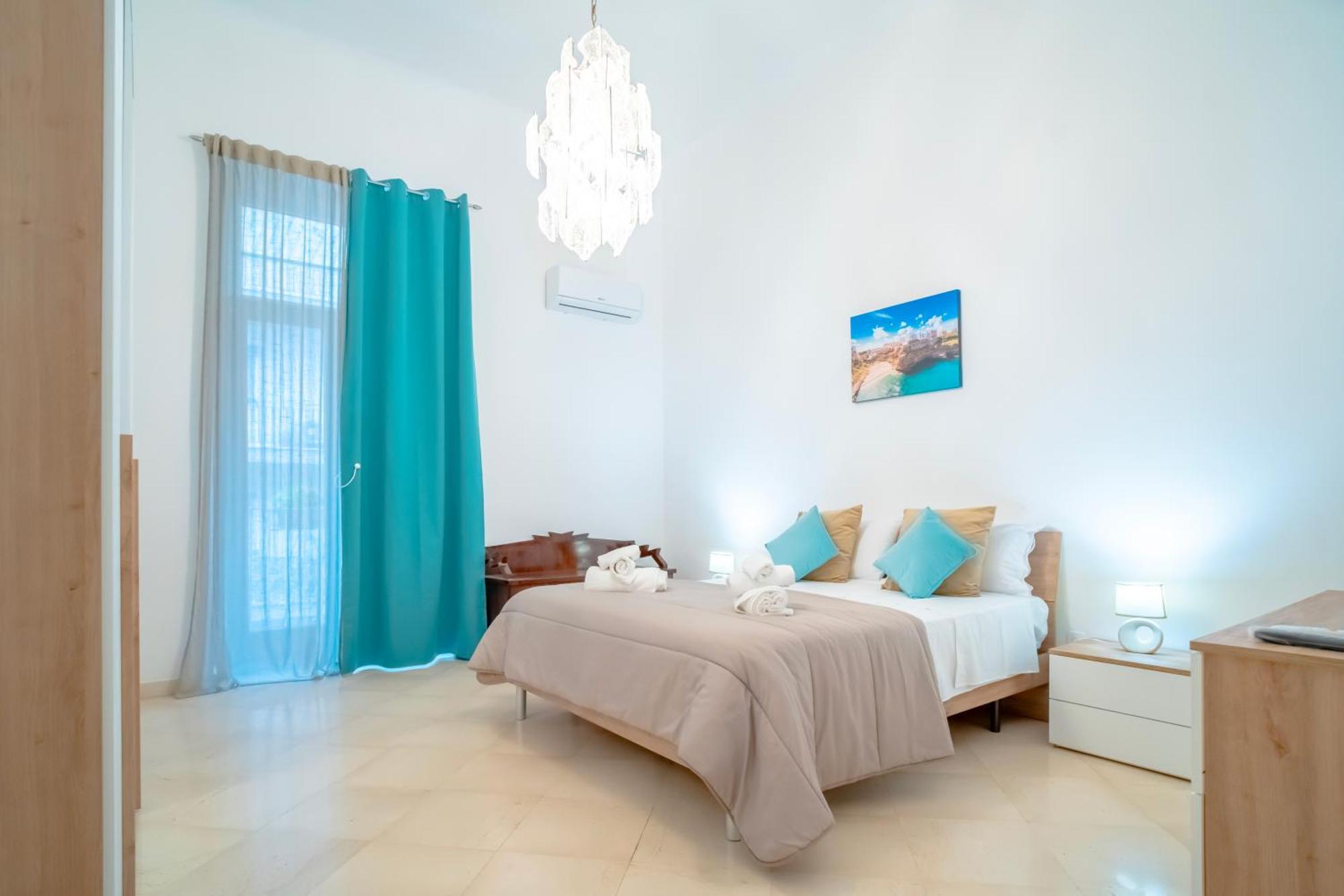 Appartement Dimora Dante 310 à Bari Extérieur photo