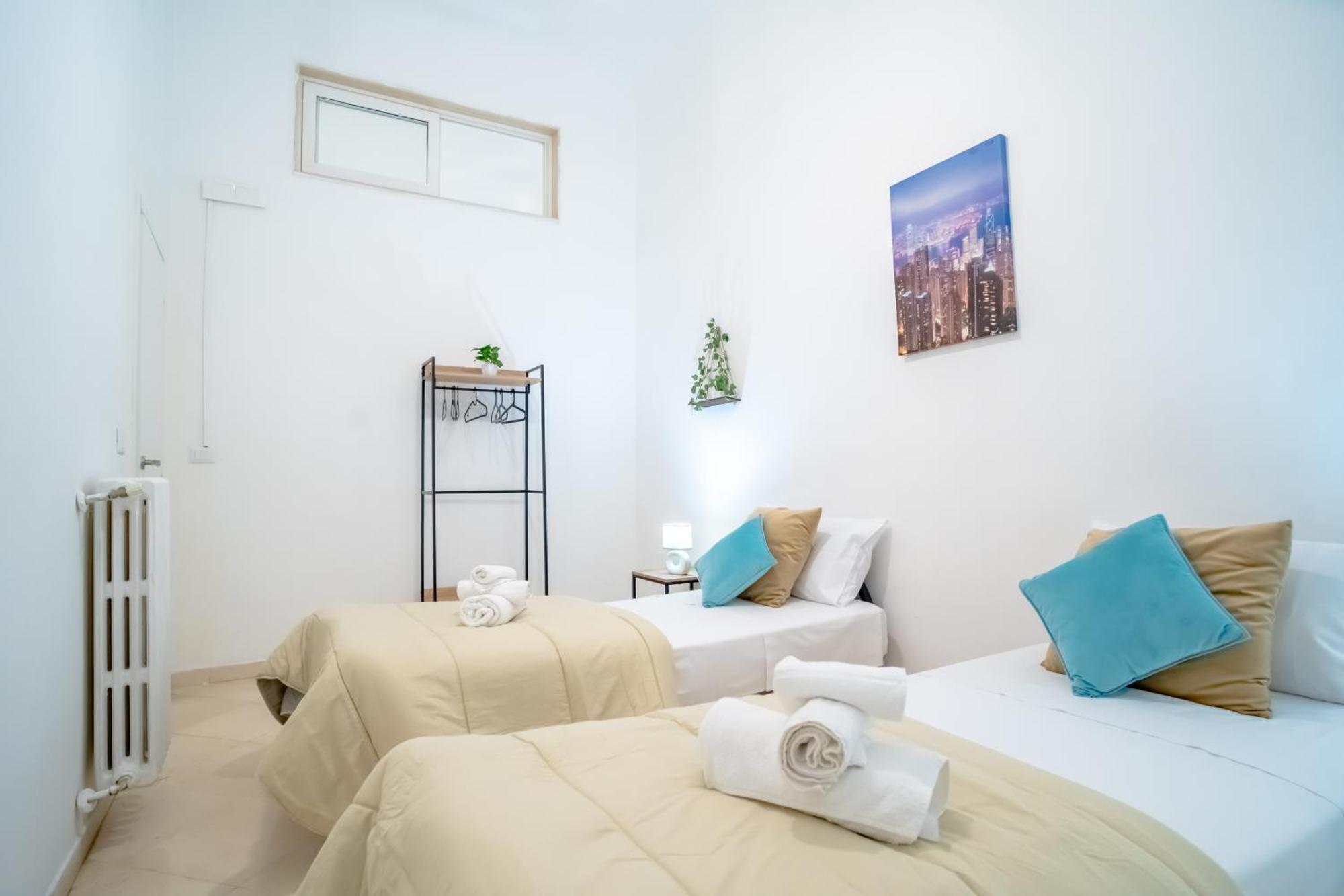 Appartement Dimora Dante 310 à Bari Extérieur photo