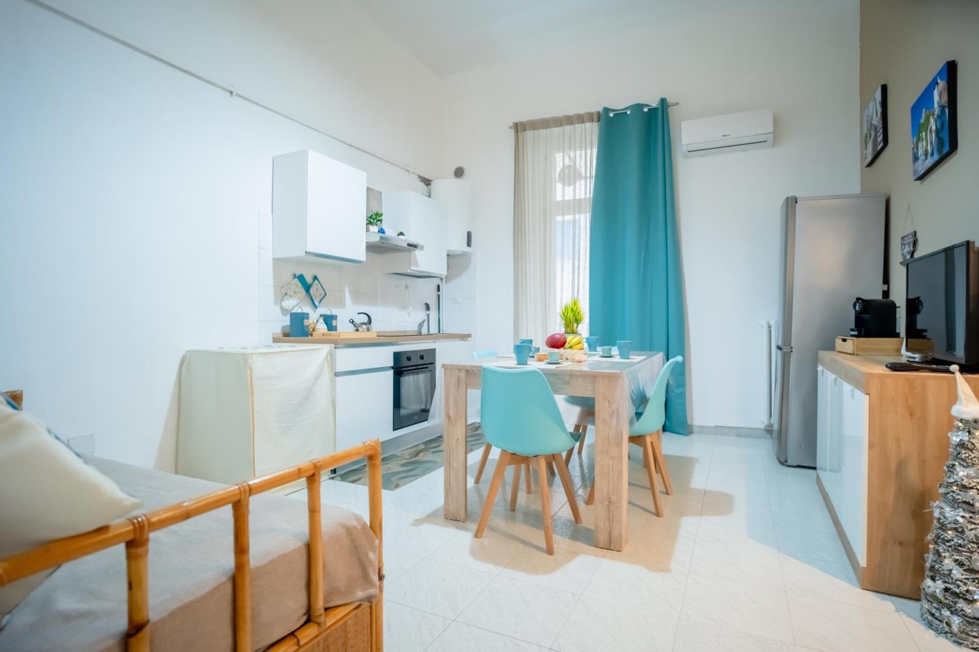 Appartement Dimora Dante 310 à Bari Extérieur photo