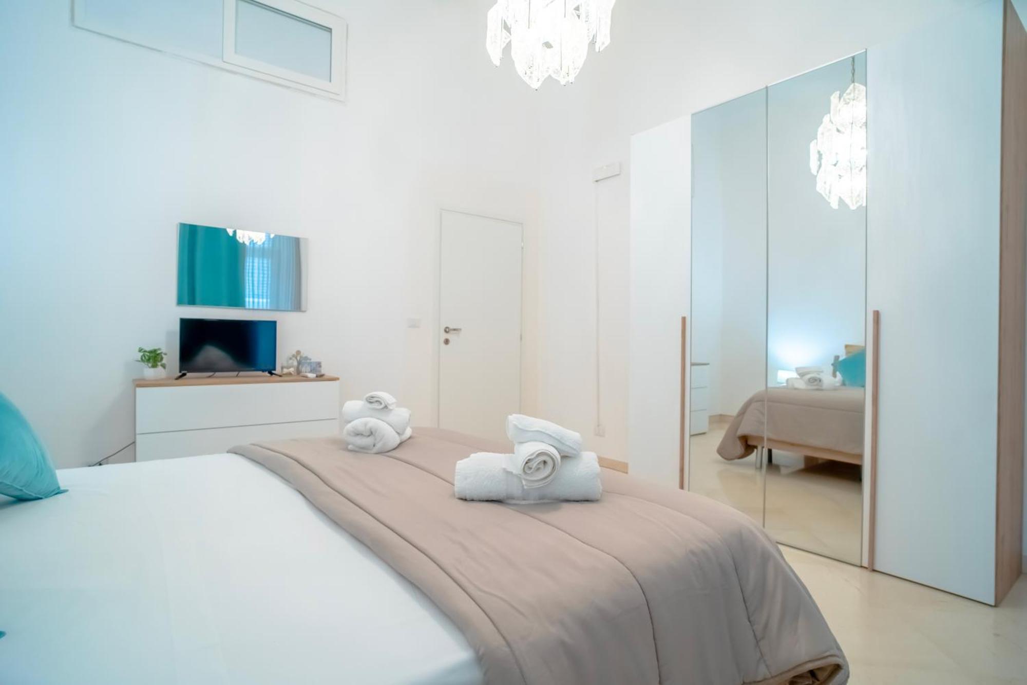 Appartement Dimora Dante 310 à Bari Extérieur photo