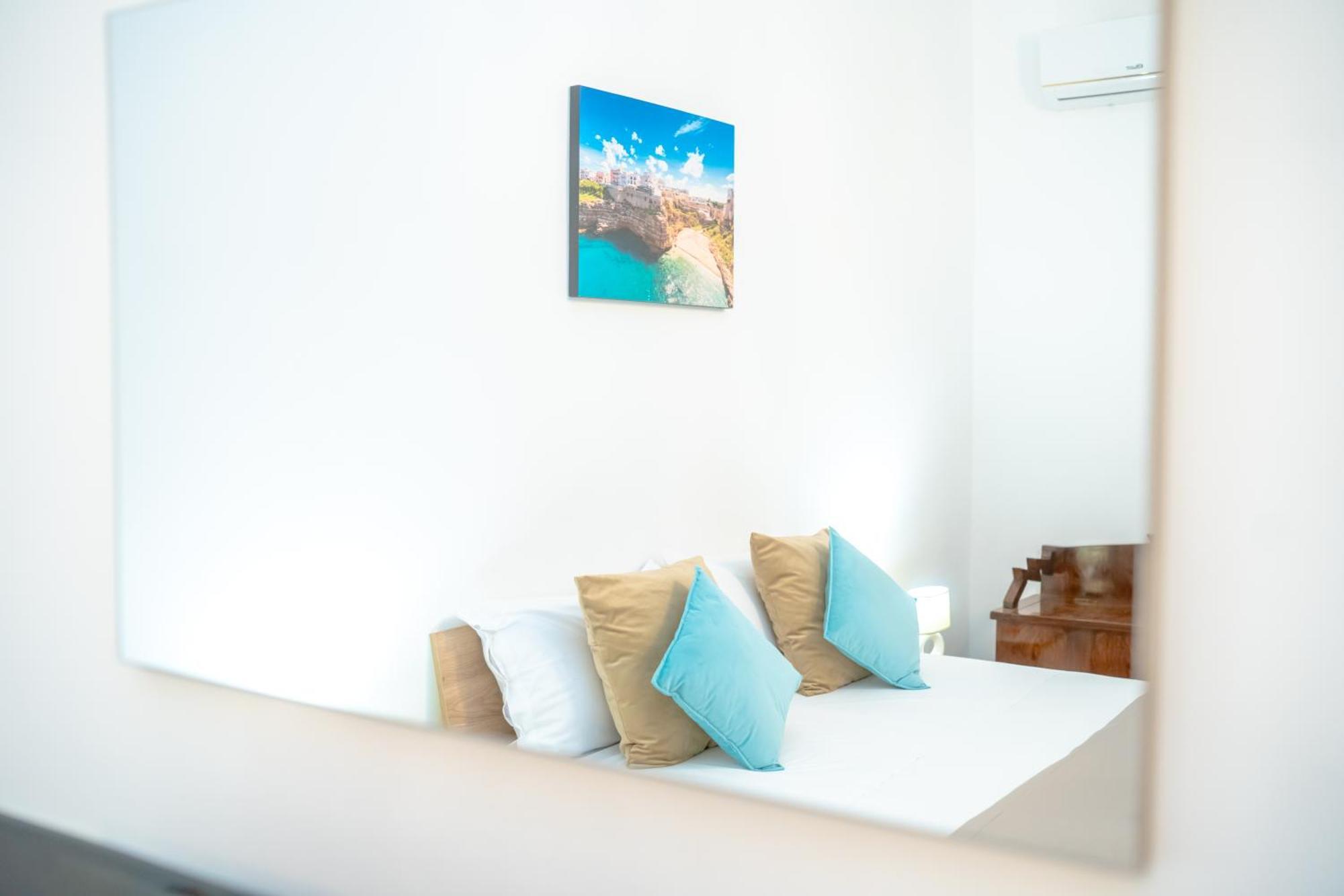 Appartement Dimora Dante 310 à Bari Extérieur photo