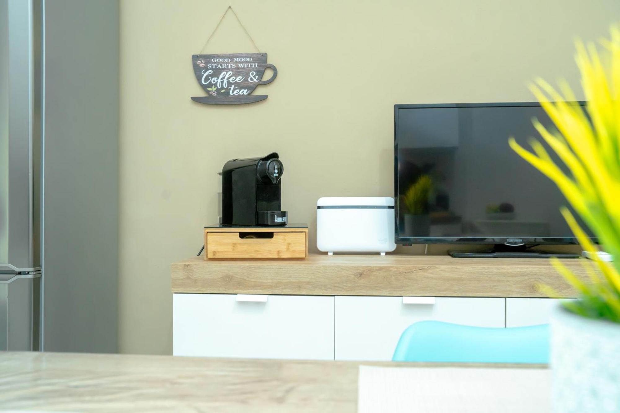 Appartement Dimora Dante 310 à Bari Extérieur photo